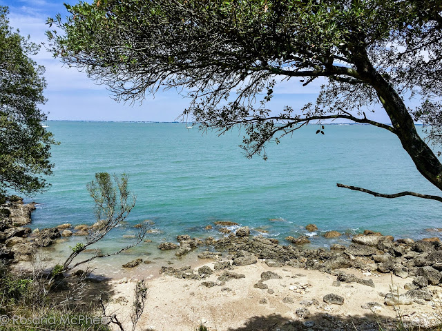 beaches in Île-d'Aix 