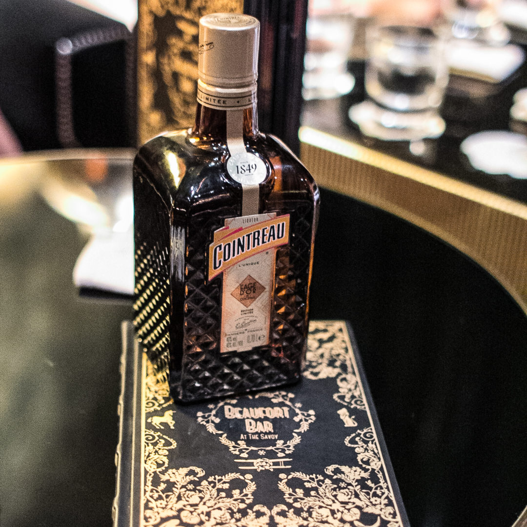 Cointreau L'Age d'Or, The Golden Age of Cocktails ” Limited Edition bottle