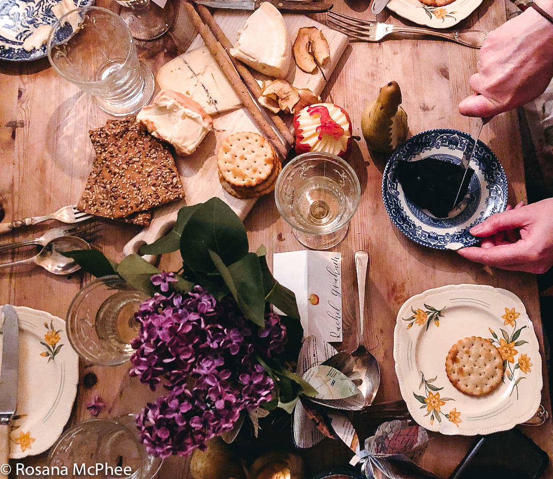 Cheeses with pear and apple crips and apple 'butter