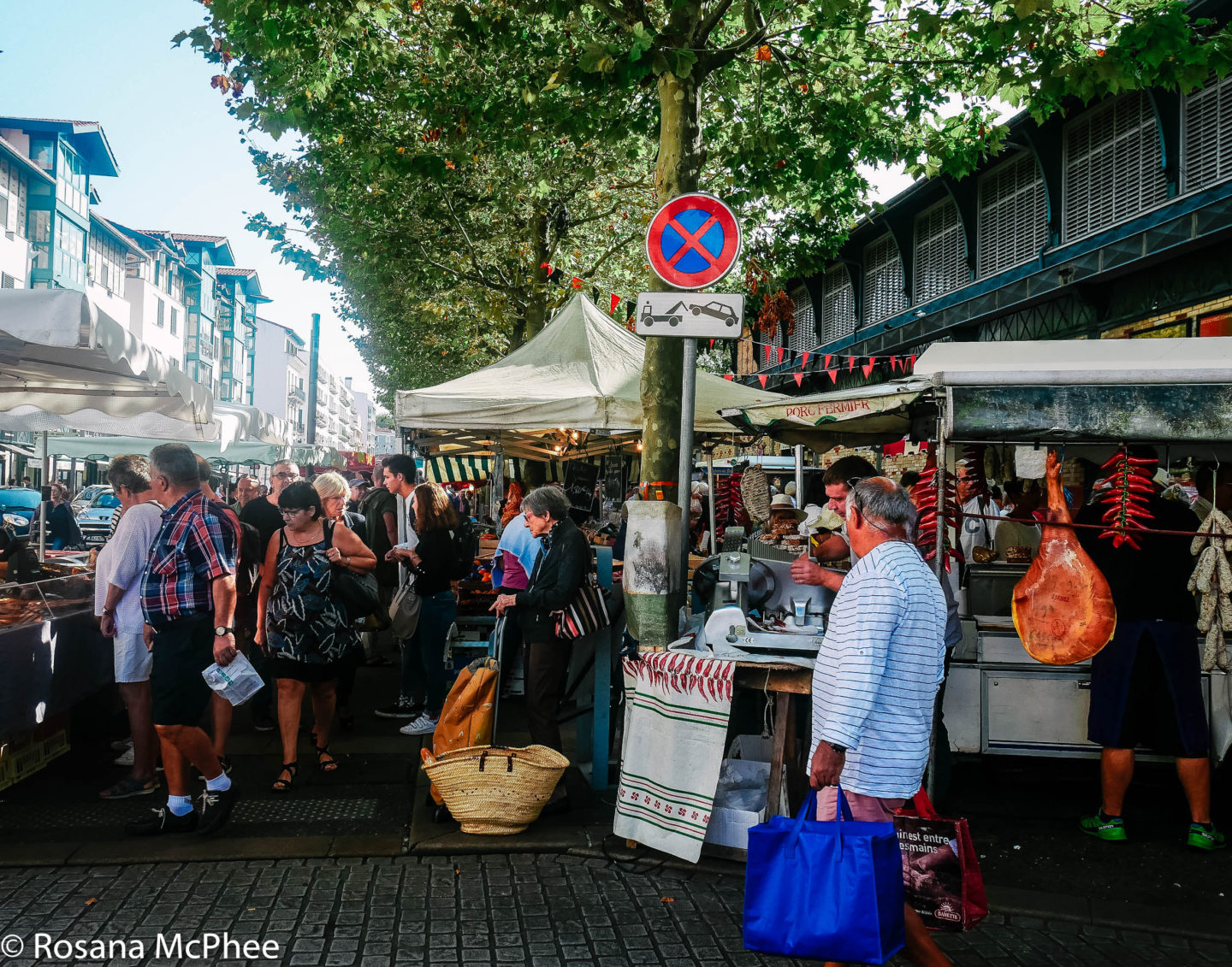 Outer part of Les Halles in St-Jean de Luz